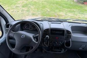 camper mansardato Challenger 7 posti