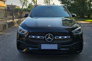 MERCEDES GLA 200 d premium AMG
