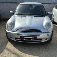MINI ONE D (diesel) 2004 neopatentati