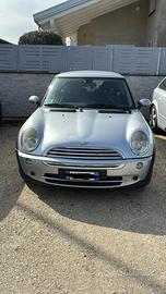 MINI ONE D (diesel) 2004 neopatentati