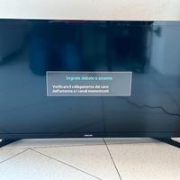 TV SAMSUNG UE32J4000