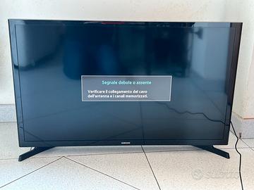 TV SAMSUNG UE32J4000