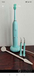 Spazzolino elettrico per denti €8