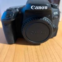 Canon EOS 77D + EF-S 18-135 IS USM