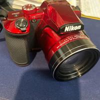 Nikon coolpix praticamente nuova