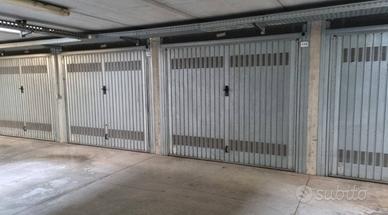 Box garage a Gallarate via Curioni
