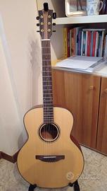 Chitarra acustica
