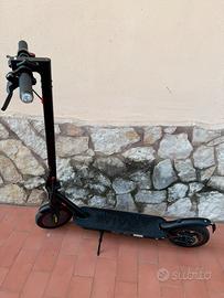 Monopattino Elettrico VivoBike M-V30