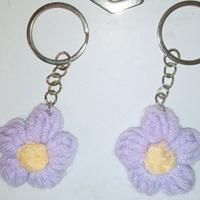Portachiavi Fiorellini Viola Lana Uncinetto x2