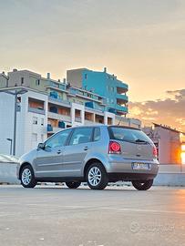 Volkswagen Polo 1.2 Benzina 70cv Neopatentati