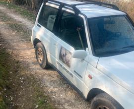 Suzuki vitara jlx