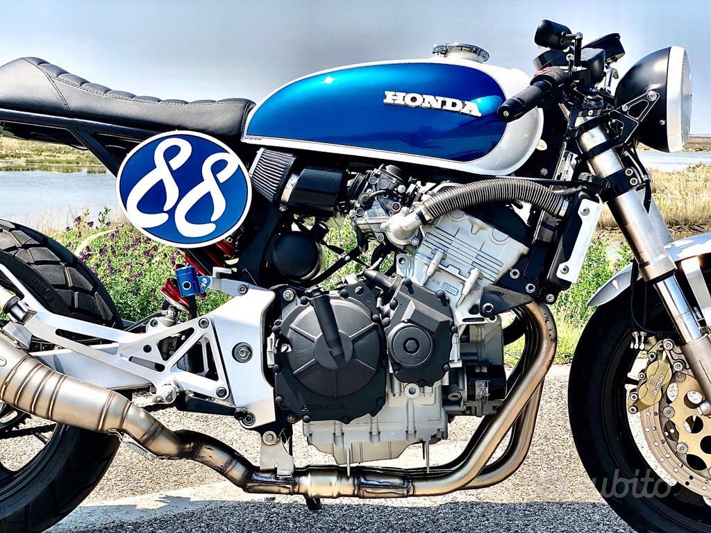 Honda Hornet cafe racer Moto e Scooter In vendita a Venezia