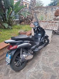 Beverly S 125