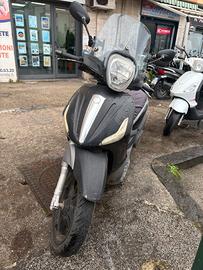 Piaggio Beverly 350 ie