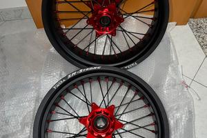 cerchi FABA Motard per Beta gommati