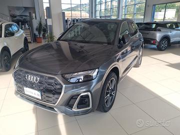 Audi Q5 40 TDI 204 CV quattro S tronic Identity Bl
