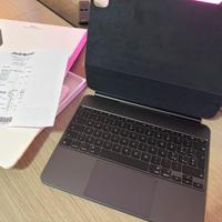 Apple Magic Keyboard per iPad Pro 13" (M4)