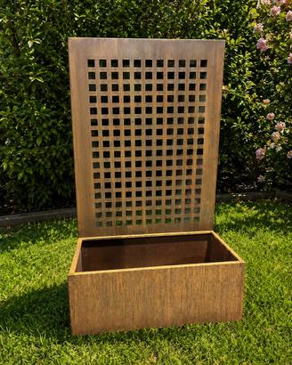 Fioriera in corten con spalliera