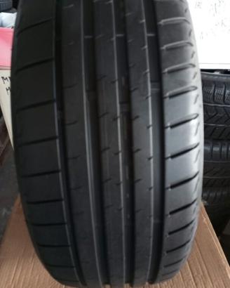 Pneumatici GOODYEAR 205/40 R18