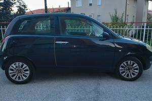 Lancia Ypsilon Momo Design (2006) con 150.000 km