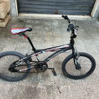 BMX bicicletta