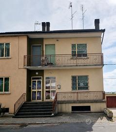Casa di 97mq con spazio esterno, da ristrutturare