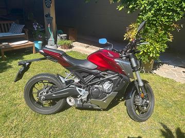 Honda cb125r