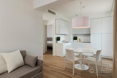 Bilocale elegante a Riccione - Estate 2026