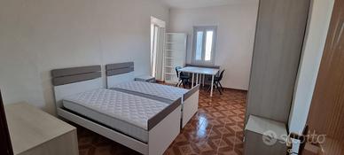 Camera doppia anche uso singolo centro Urbino