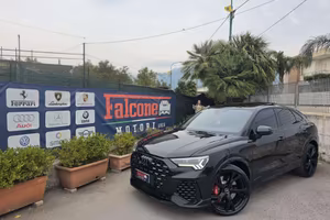 Audi RSQ3 SPORTBACK TOTAL BLACK FULL