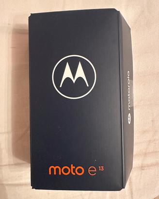 Moto e13