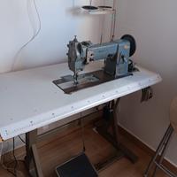 Macchina da cucire Adler 67