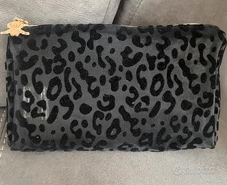 Pochette Sisley