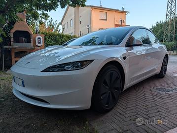 Tesla Model 3 Highland Premium Dual Motor AWD