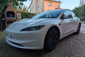 Tesla Model 3 Highland Premium Dual Motor AWD