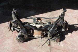 Ponte posteriore pajero 3.2 did