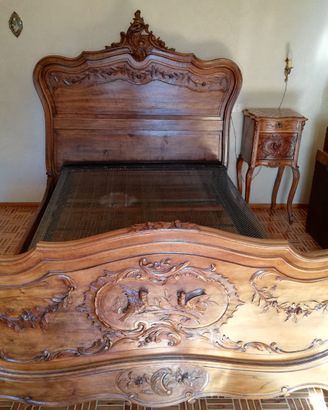 Letto matrimoniale alla francese