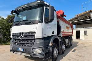 Mercedes Benz