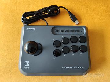 Hori FIGHTING STICK per Switch e PC mai utilizzato