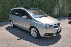 Opel Zafira 1.9 16V CDTI 150CV Cosmo