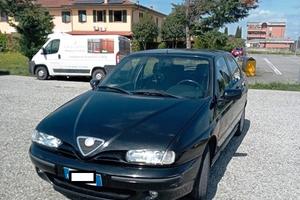 Alfa romeo 146 - 2000