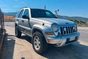 Jeep Cherokee 2.8 CRD