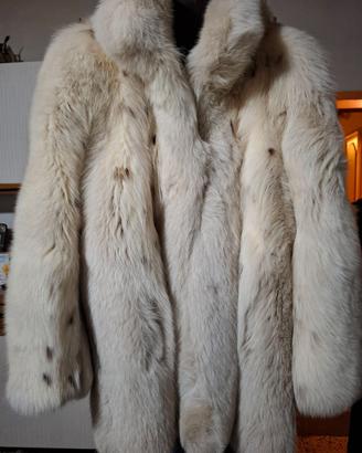Pelliccia di volpe bianca