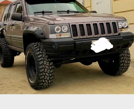 Grand Cherokee 5200 V8 prezzo ribassato no permuta