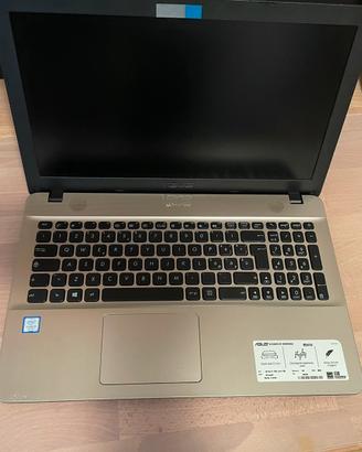 laptop perfettamente funzionante