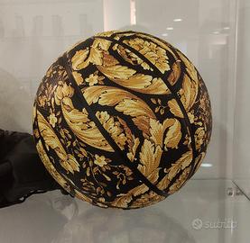 pallone in cuoio Versace originale 