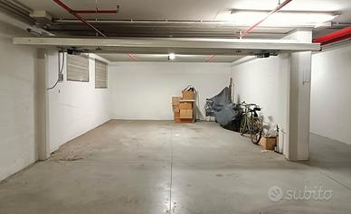 Garage presso tramvia Paolo Uccello