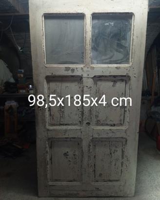 Portone in legno massello con vetro
