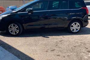peugeot 5008 CV 150  diesel