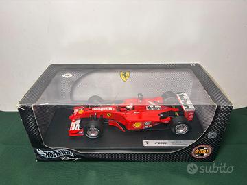 Ferrari F2001 Michael Schumacher 1:18 Hot Wheels r